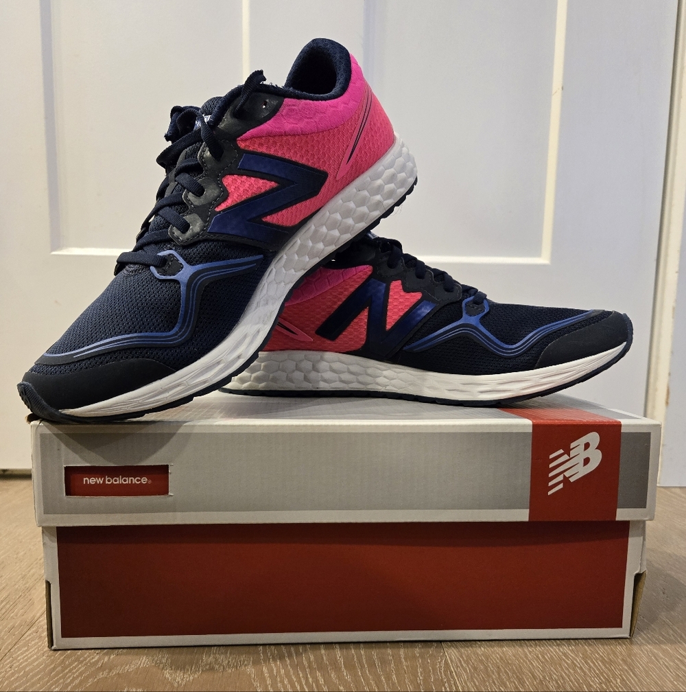 New Balance Fresh Foam Zante Men's Navy Blue and Pink Running Shoes